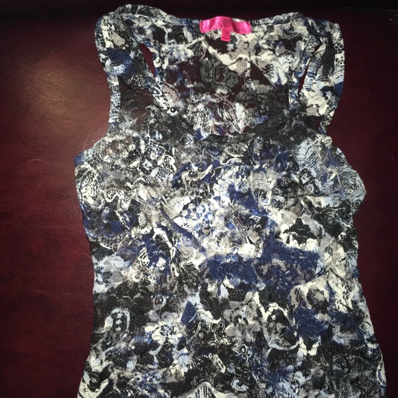 Size M Almost Famous Sheer Lace Tank Blue Wht - Picture 7 of 8
